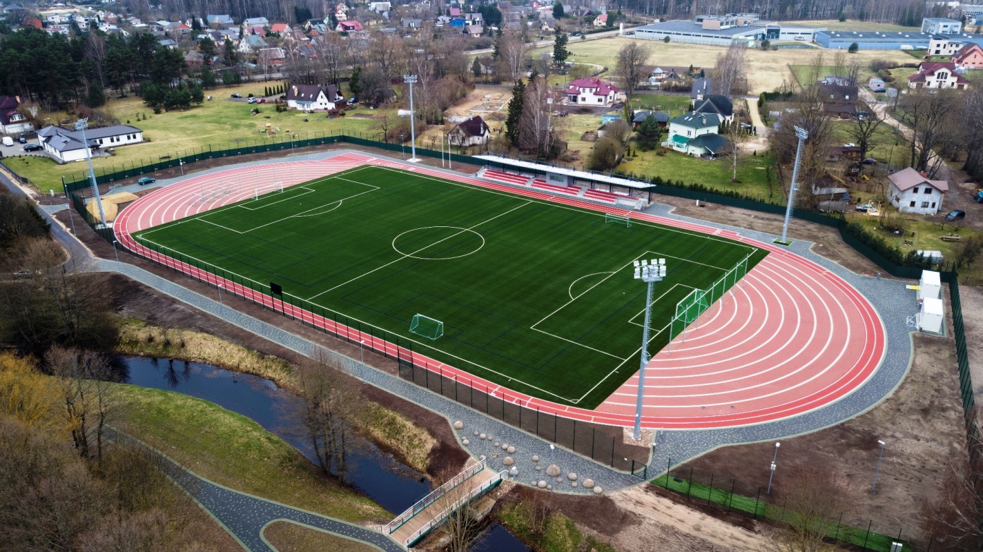 Jaunmārupes pamatskolas stadions (lielais)