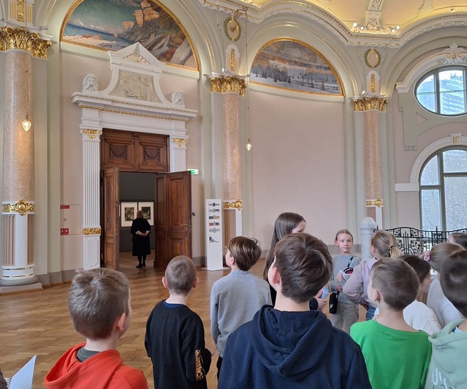 3.c un 3.e klase apmeklē Latvijas Nacionālo mākslas muzeju