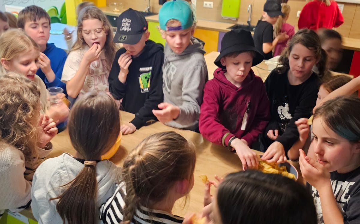 3.d klase devās piedzīvojumā uz Ādažiem