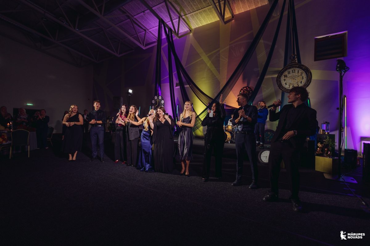 Skolas 20.gadu jubilejas video