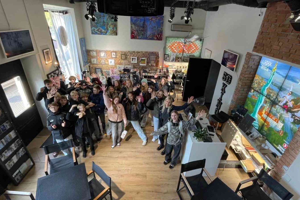 7.a un 7.c klases piedalās nodarbībā “Kā kļūt par karavīru”