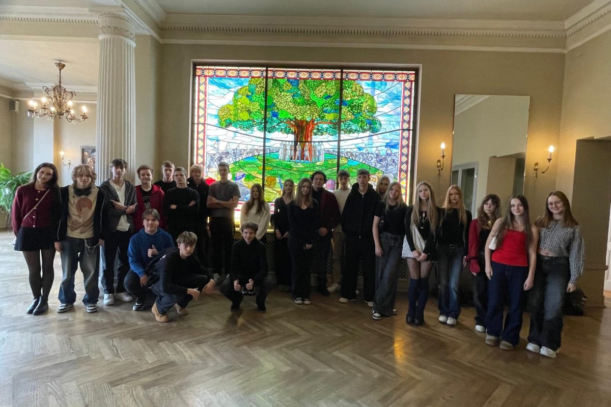 9.c klase apmeklēja viesizrādi angļu valodā “Frankenstein”