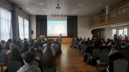 9.klases iepazīst Babītes vidusskolu