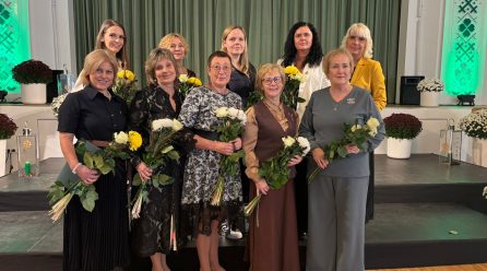 Novads sveic ilggadējos darbiniekus