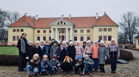 3.e un 3.f klases Ziemassvētku ekskursija uz Durbes pili