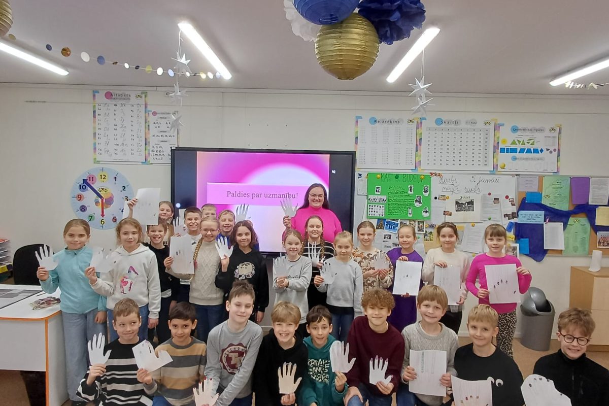 3.b iepazīstam profesijas – Nagu kopšanas speciālists