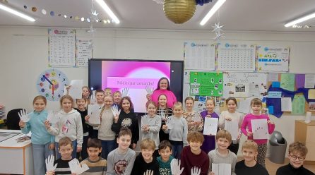 3.b iepazīstam profesijas – Nagu kopšanas speciālists