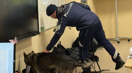 Reids, kurā piedalījās kinologi